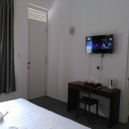 West Inn Colombo Luaran gambar