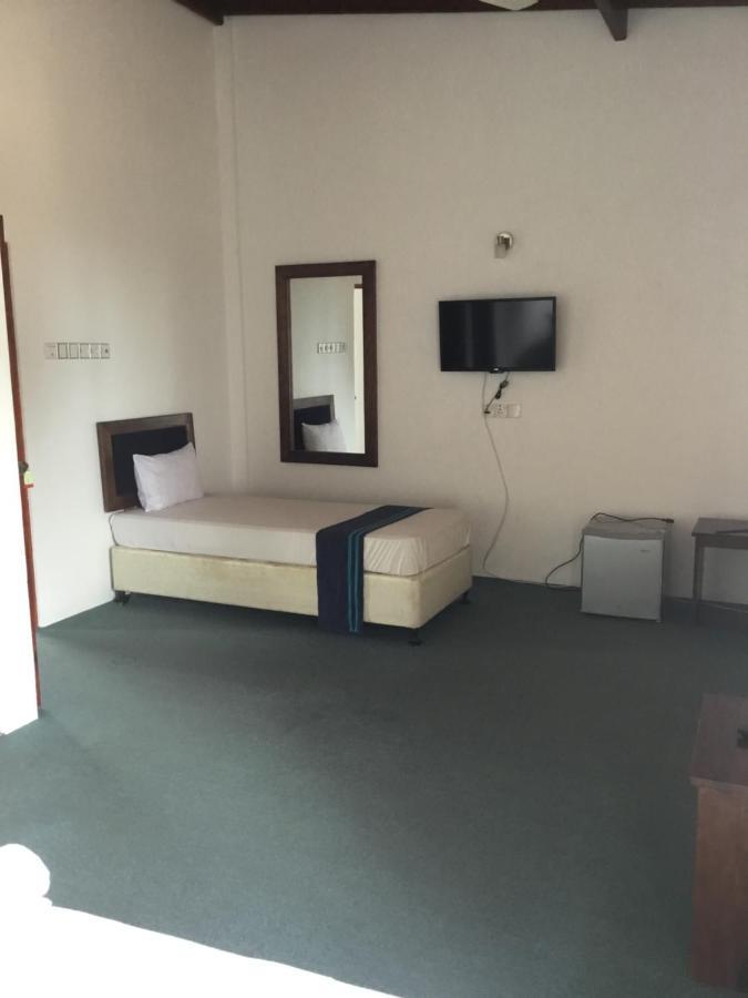 West Inn Colombo Luaran gambar