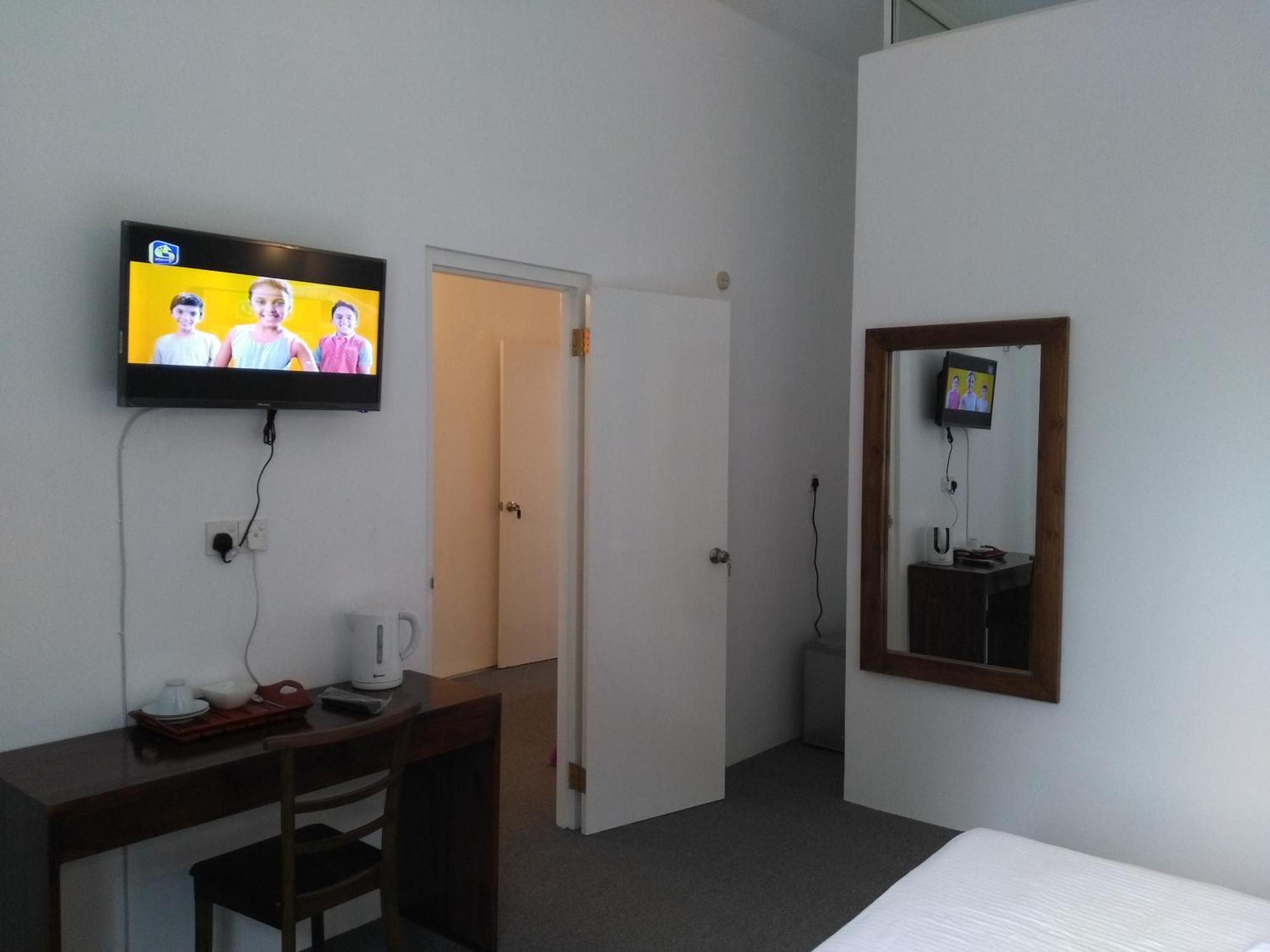 West Inn Colombo Luaran gambar