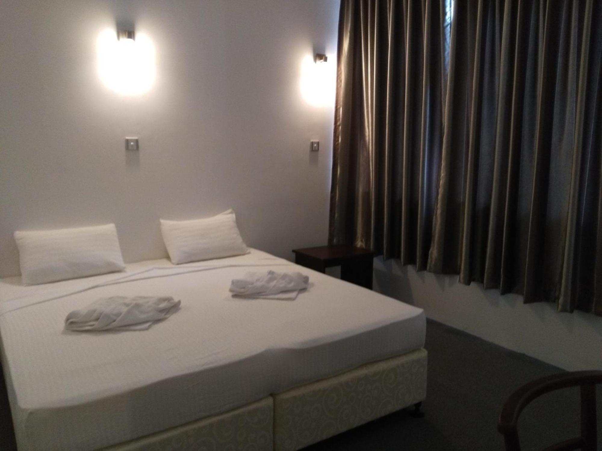 West Inn Colombo Luaran gambar