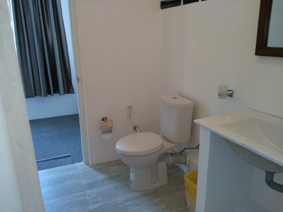 West Inn Colombo Luaran gambar