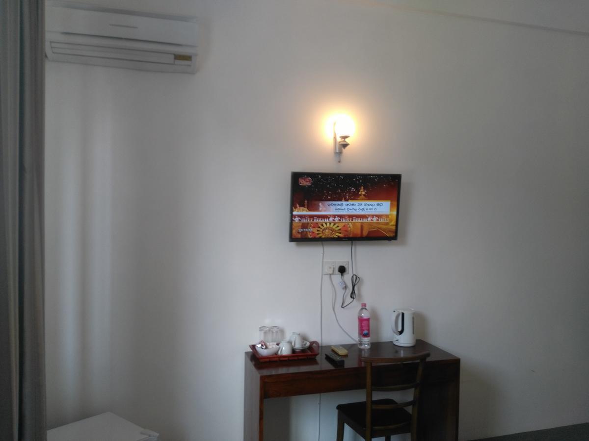 West Inn Colombo Luaran gambar